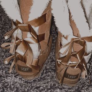 UGG boots ! Great for fall weather !!